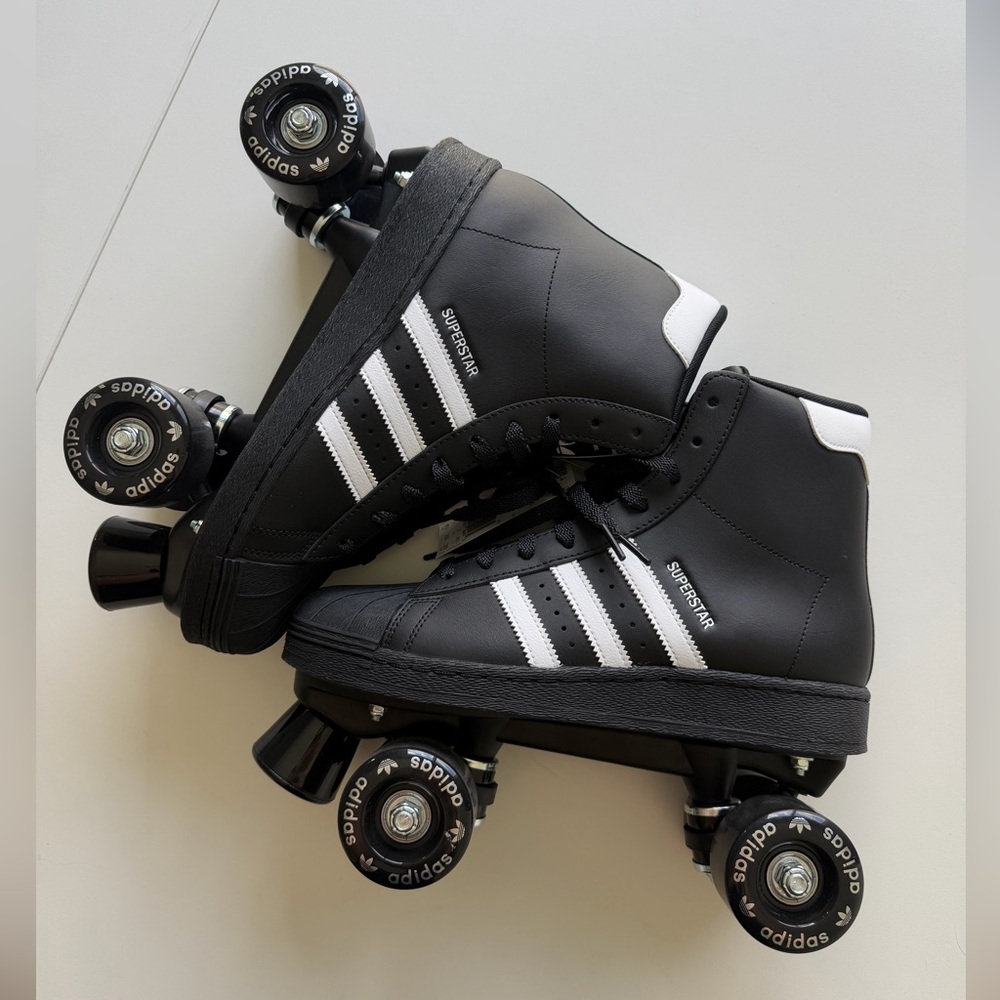 Adidas Women’s Superstar 82 Black & White Roller Skate - Picture 2 of 9